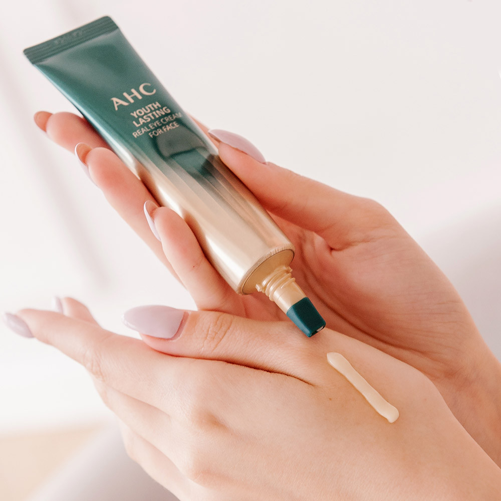 Омолаживающий крем для век с 9 видами коллагена AHC Youth Lasting Real Eye Cream