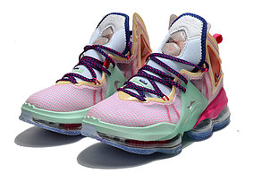 Баскетбольные кроссовки LeBron 19 "Valentine's day", фото 2