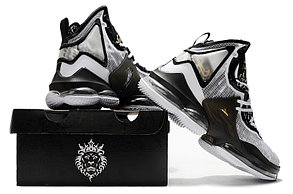 Баскетбольные кроссовки LeBron 19 "Black&White", фото 3