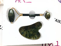 Массажный роллер для лица с камнем гуаша нефрит в коробке