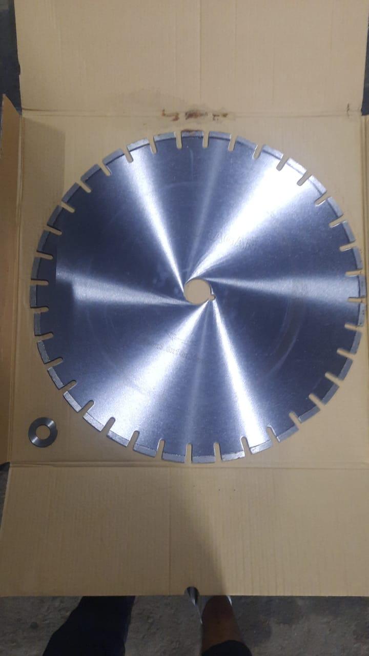 Отрезной сегментный алмазный диск ф 600х3,8х10х50мм