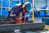 Подбор и предоставление персонала по специальности "Сварщик" для нефтегазовой отрасли 101604395 Подбор и предоставление персонала по специальности "Сварщик" для нефтегазовой отрасли