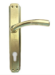 Pучки на планке Kale Ofuoglu.