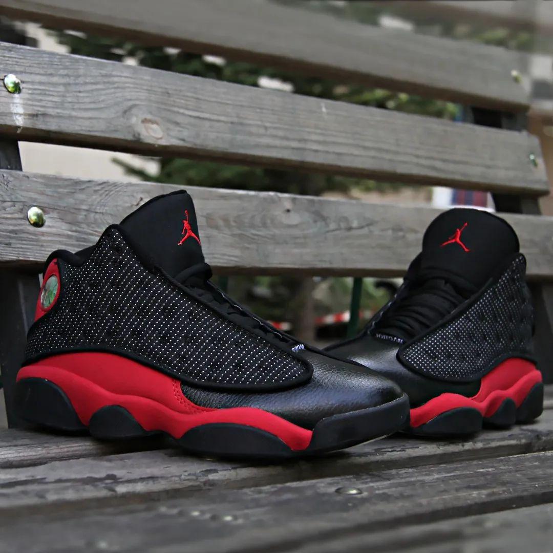 Kроссовки Air Jordan 13 Retro "Bred" (39 размер)