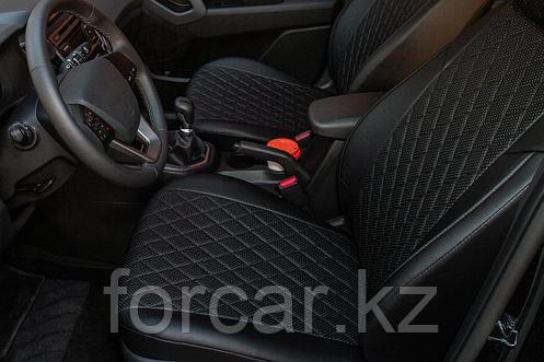 Чехлы для Toyota Corolla 2018+ черная экокожа ромб, фото 2