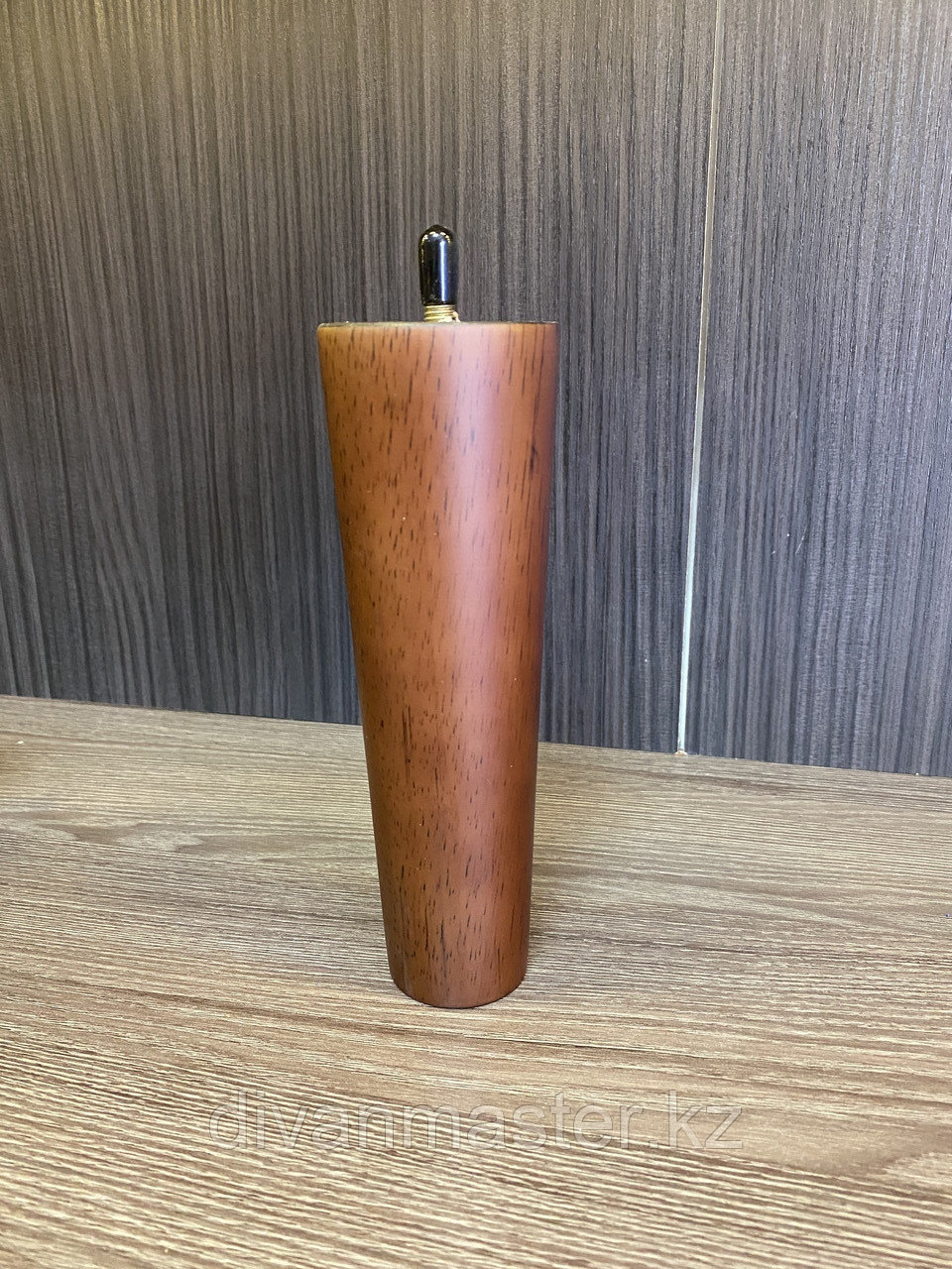Ножка мебельная, деревянная, конус 18 см