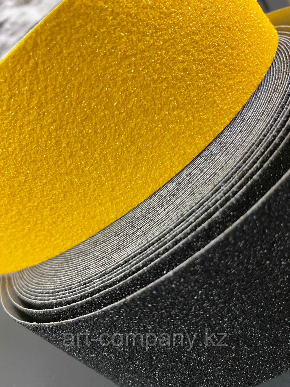 Сырғанауға қарсы сары таспа