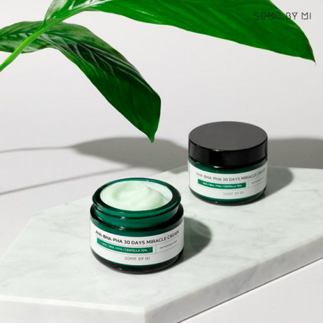 Крем для проблемной кожи с кислотами и центеллой Some By Mi AHA BHA PHA 30 Days Miracle Cream