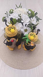 Интерьерная игрушка Пчелка с бочонком меда , размер 16 см, фото 3