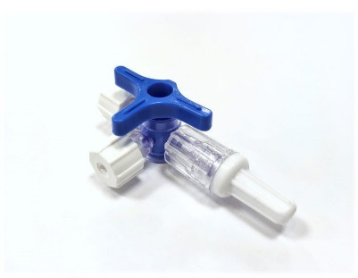 Краник трехходовой Beesetix® стерильный однократного применения, синий - фото 1 - id-p102070896