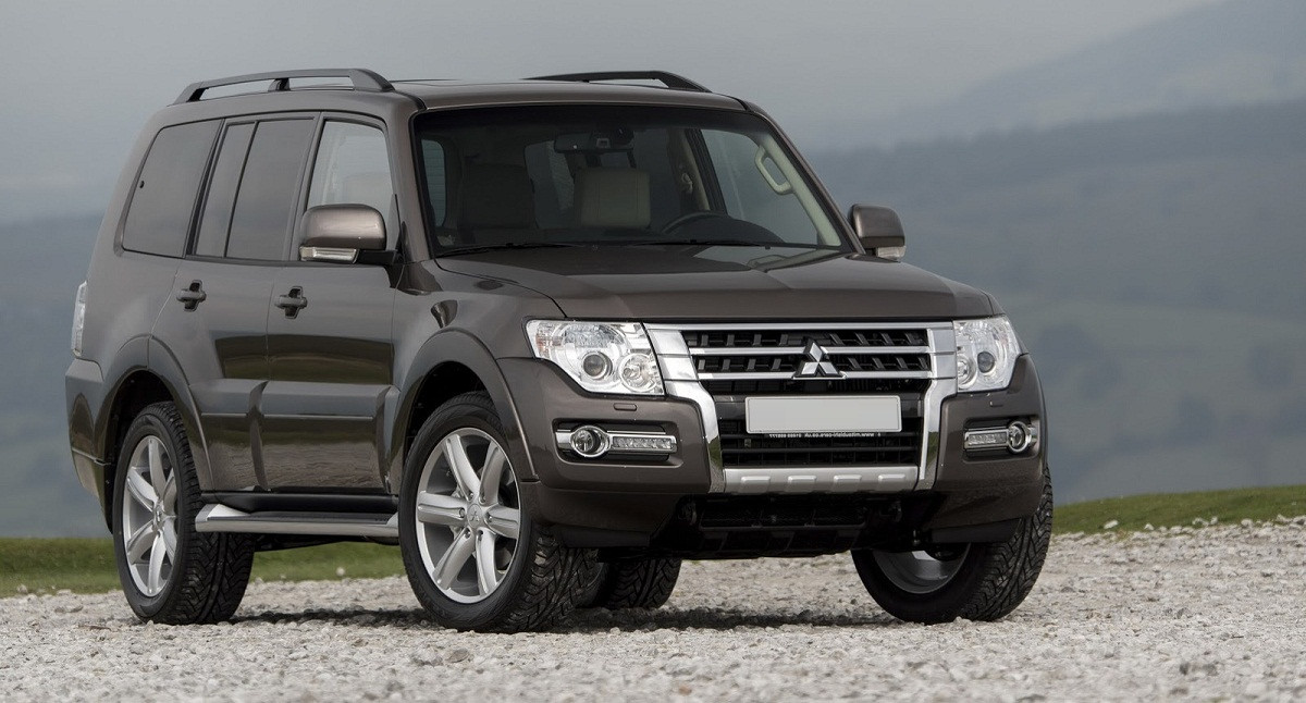 Переходные рамки на Mitsubishi Pajero IV дорестайл и рестайл 2006-н.в.