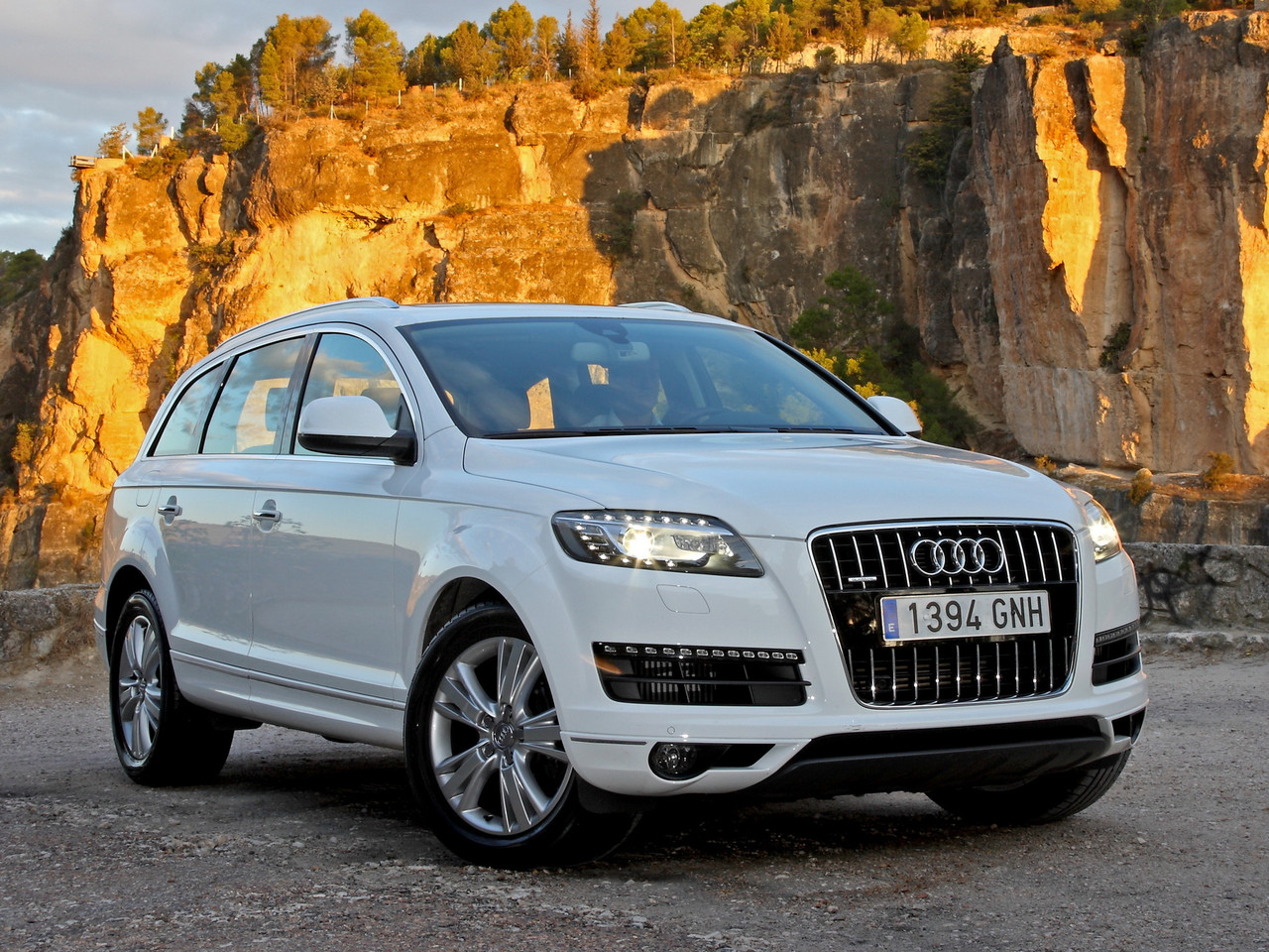 Переходные рамки Audi Q7 c Valeo для установки модулей Hella 3/3R, фото 1