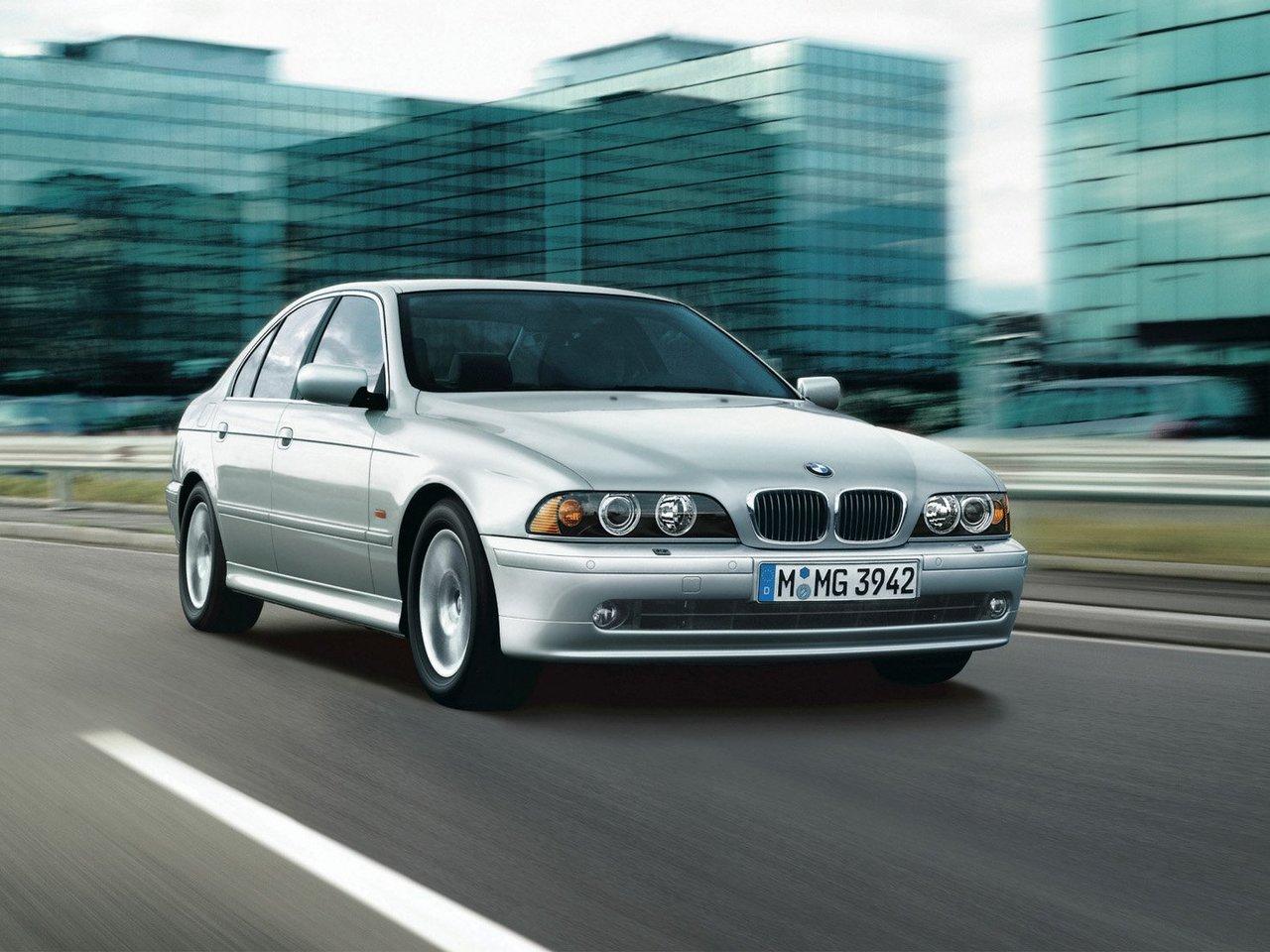 Переходные рамки на BMW 5-series IV (E39) рестайл (2000-2003) для установки модулей Hella 3/3R