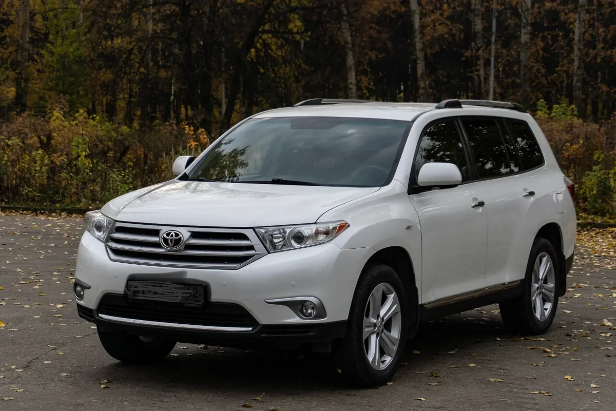 Переходные рамки на Toyota Highlander II (2007-2014) Hella 3R, фото 1