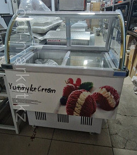 Холодильная витрина для мороженого