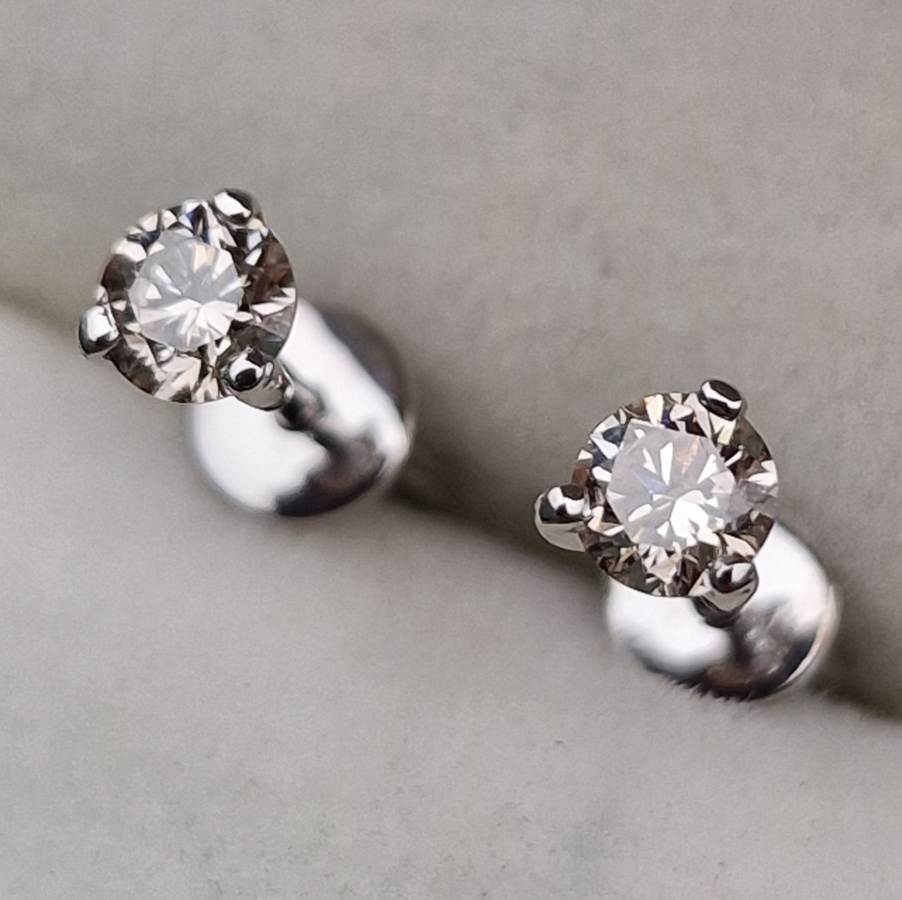Золотые серьги с бриллиантами 0.46Ct VS2/K, VG-Cut