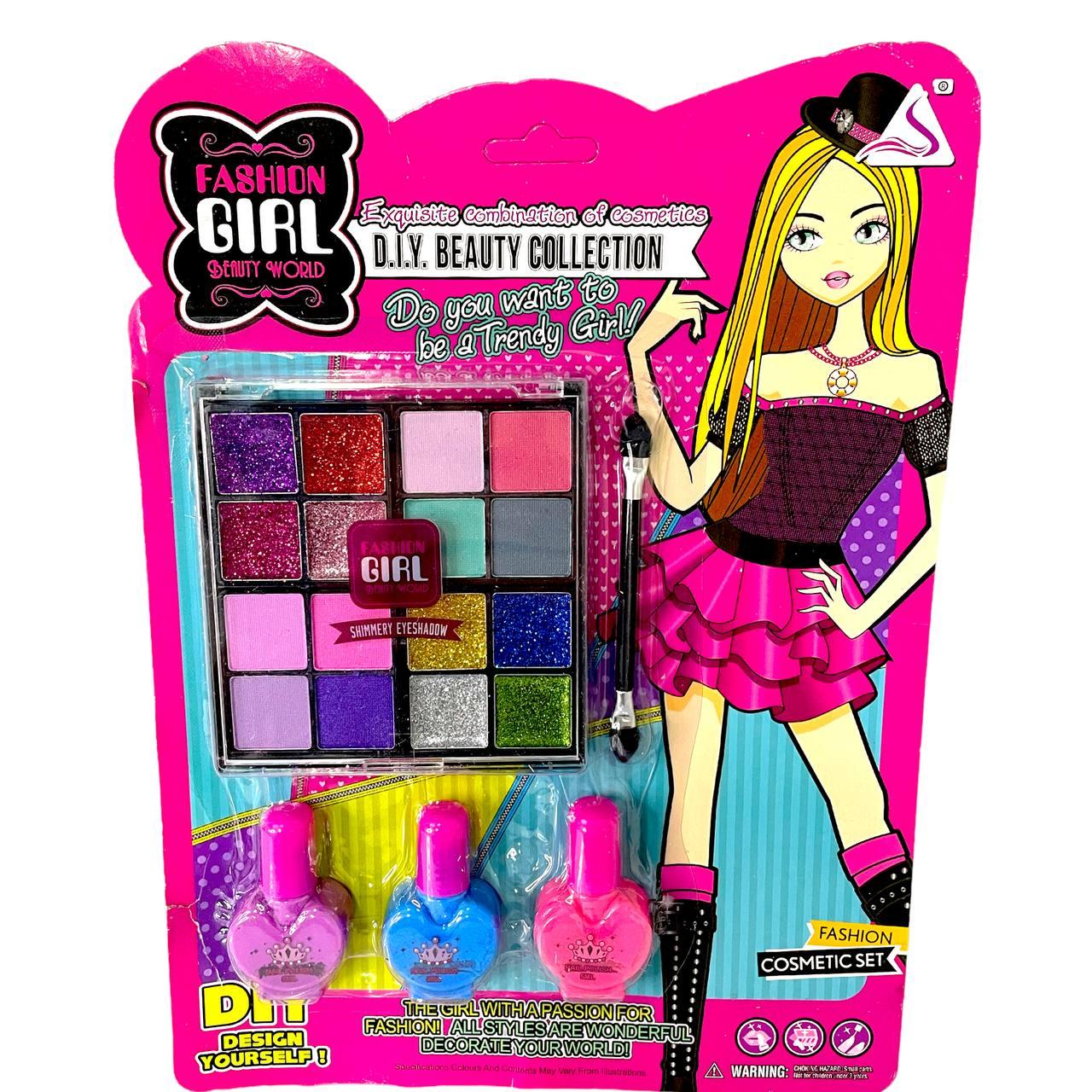 J-605 Косметика Girl Fashion Cosmetic set на картонке 26*19см
