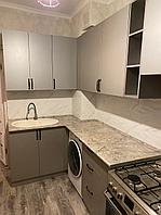 Серый кухонный гарнитур