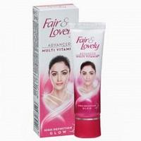 КРЕМ ДЛЯ ЛИЦА С МУЛЬТИВИТАМИНАМИ, ОТБЕЛИВАЮЩИЙ FAIR AND LOVELY, 50 Г.