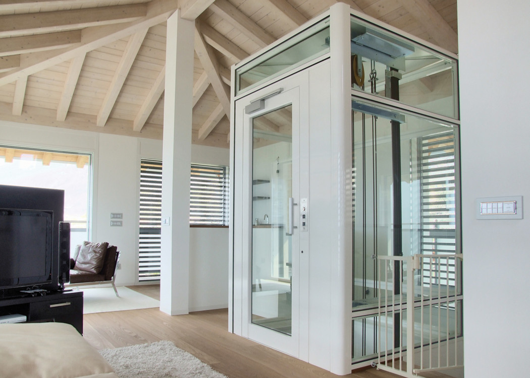 Установка лифта в жилом доме, фото 1