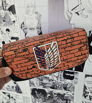 Атака титанов