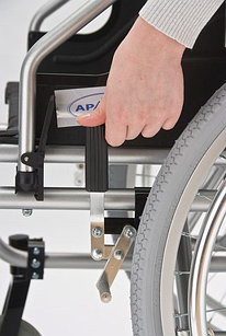 Кресла-коляски для инвалидов FS959LQ