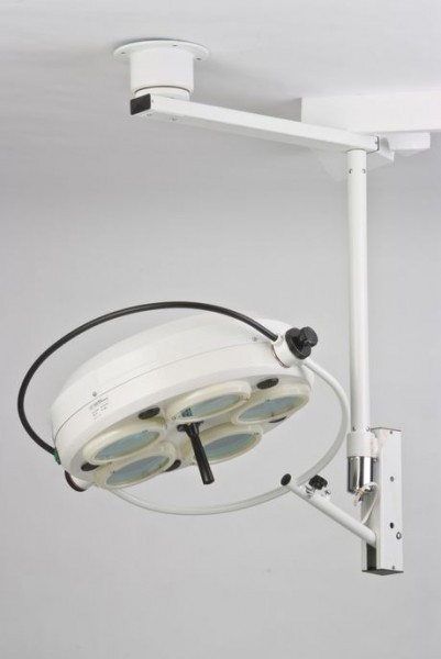 Светильник медицинский хирургический L735 (потолочный, 5 ламп, 50000лк)