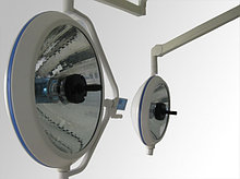 Светильник медицинский хирургический 751 (двублочный, класс «люкс», 80000-160000лк) арт. AR15154