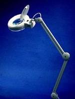 Увеличительное стекло с подсветкой 8D