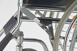 Кресла-коляски для инвалидов FS871
