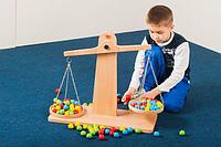 Весы настольные из бука