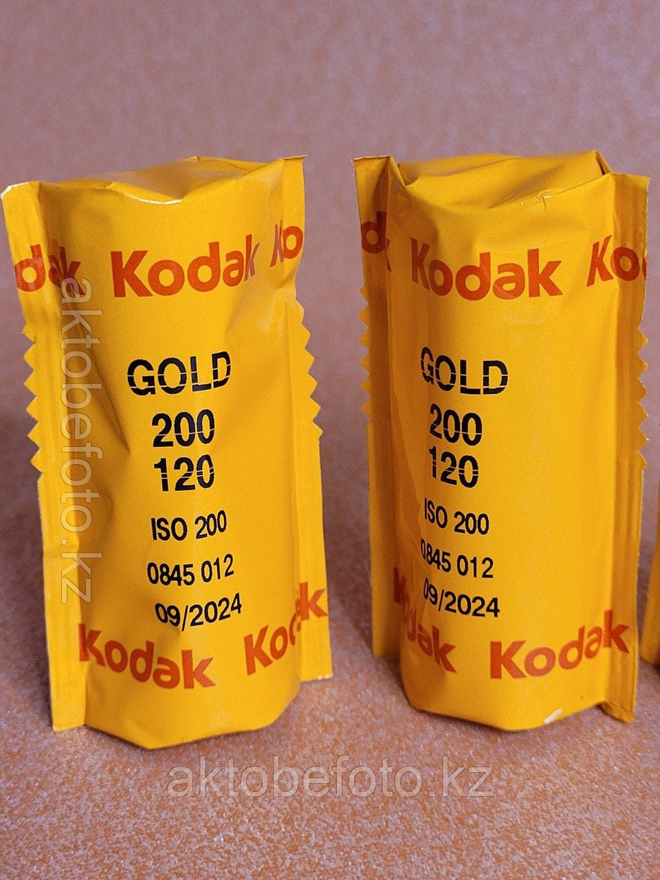 Фотопленка Kodak Gold 200 среднеформатная - фото 1 - id-p91295326