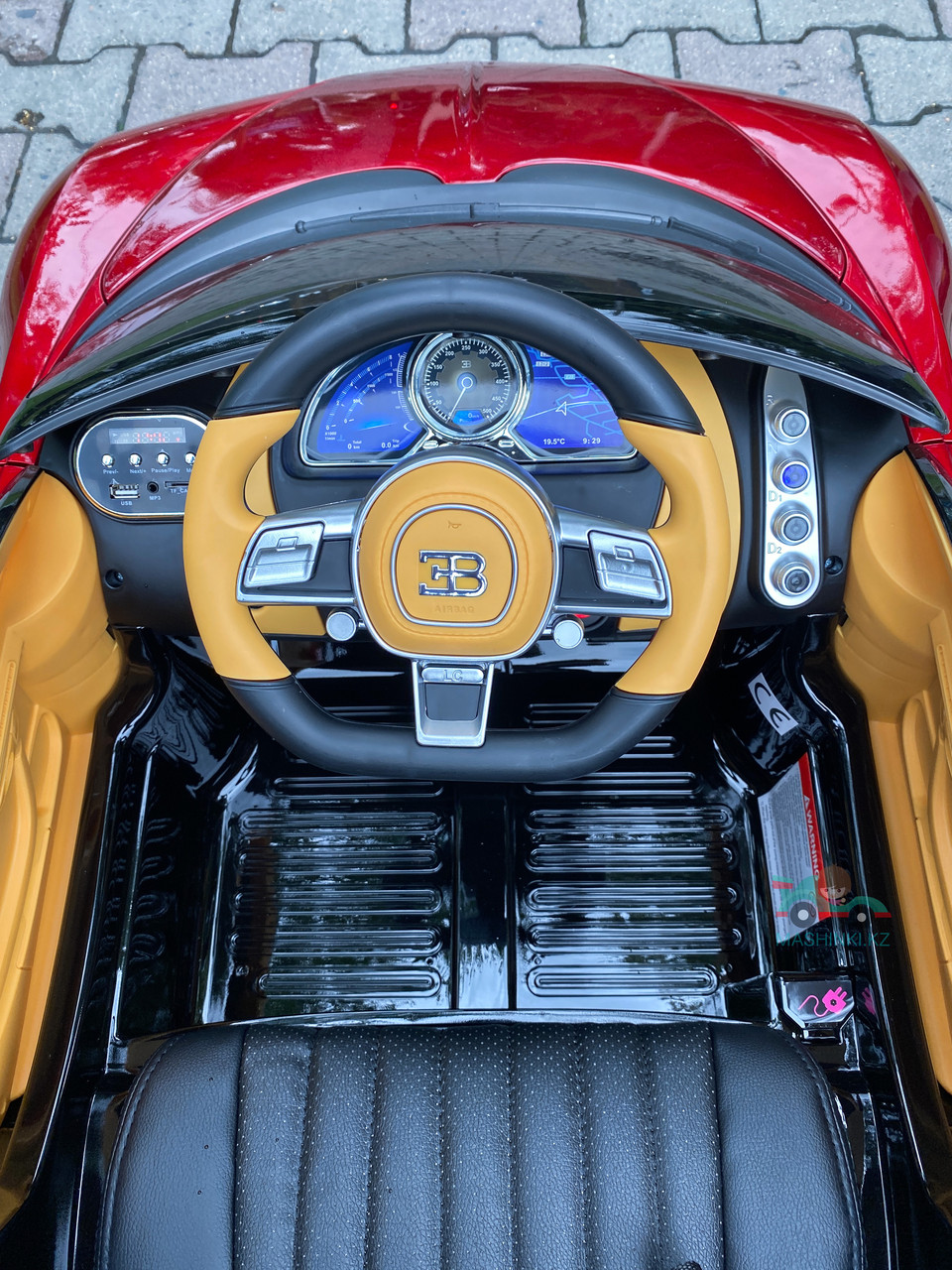 Детская машина на пульте управления Bugatti Chiron доставка бесплатно КЗ - фото 5 - id-p102878040