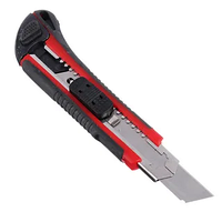 Многоцелевой нож со сменными лезвиями