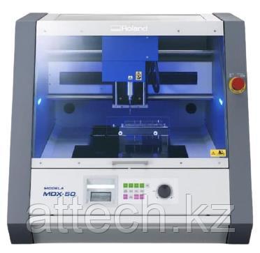 Фрезерно-гравировальный станок Roland Modela MDX-50