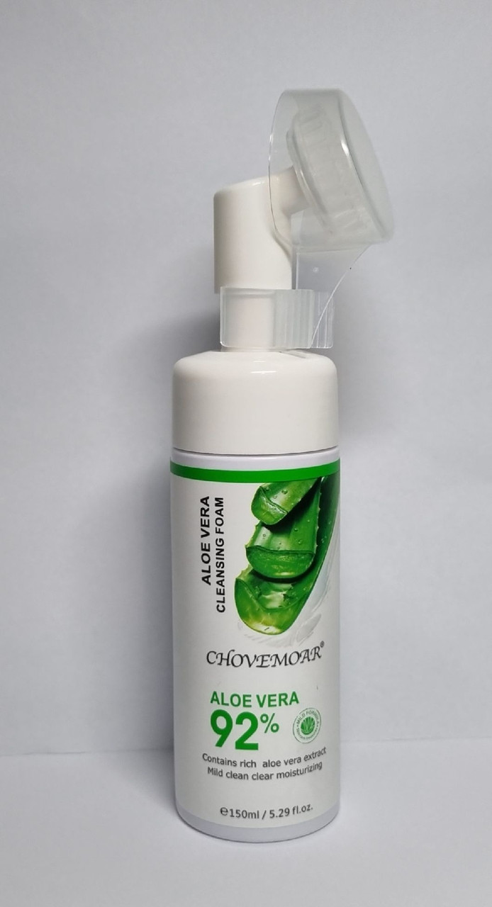 Пенка для умывания с щеточкой CHOVEMOAR Aloe vera 92%, 150ml. - фото 1 - id-p102987387