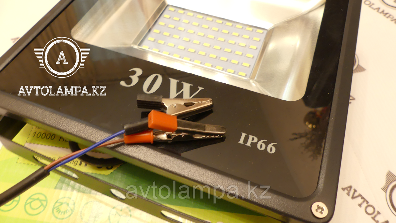 Прожектор  LED 12V 30W