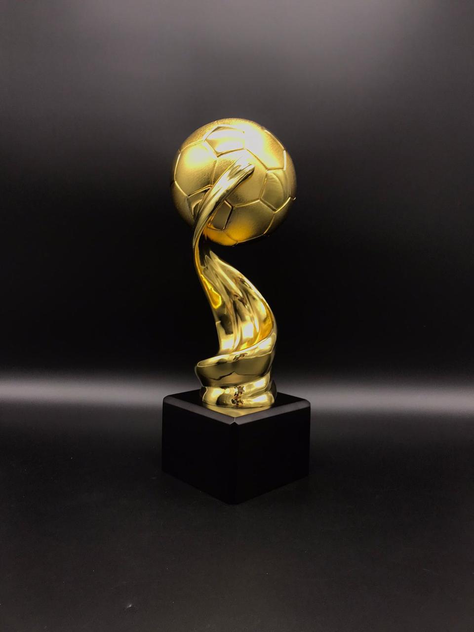 Футбольный приз «Золотой мяч»
