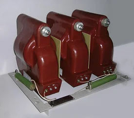 Трансформатор напряжения ЗНОЛП-10