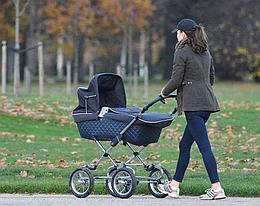 Какая коляска лучше для осеннего ребенка?