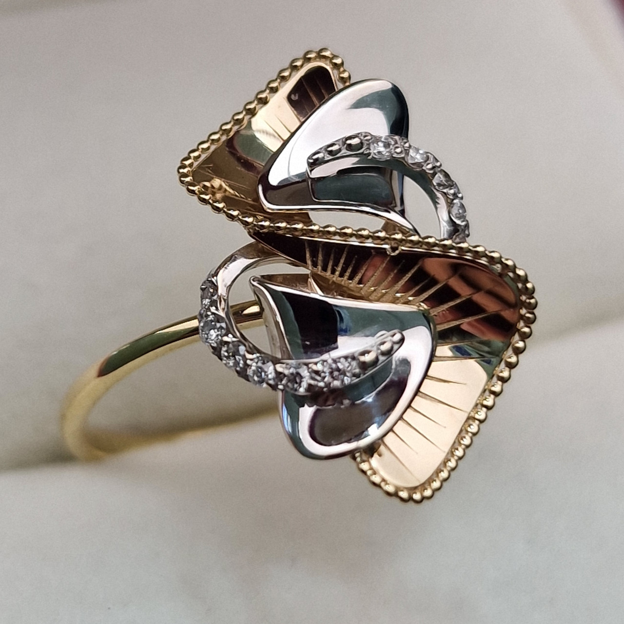 Золотое кольцо с бриллиантами 0.105Сt VS1/G, 18р. VG - Cut - фото 1 - id-p103119127