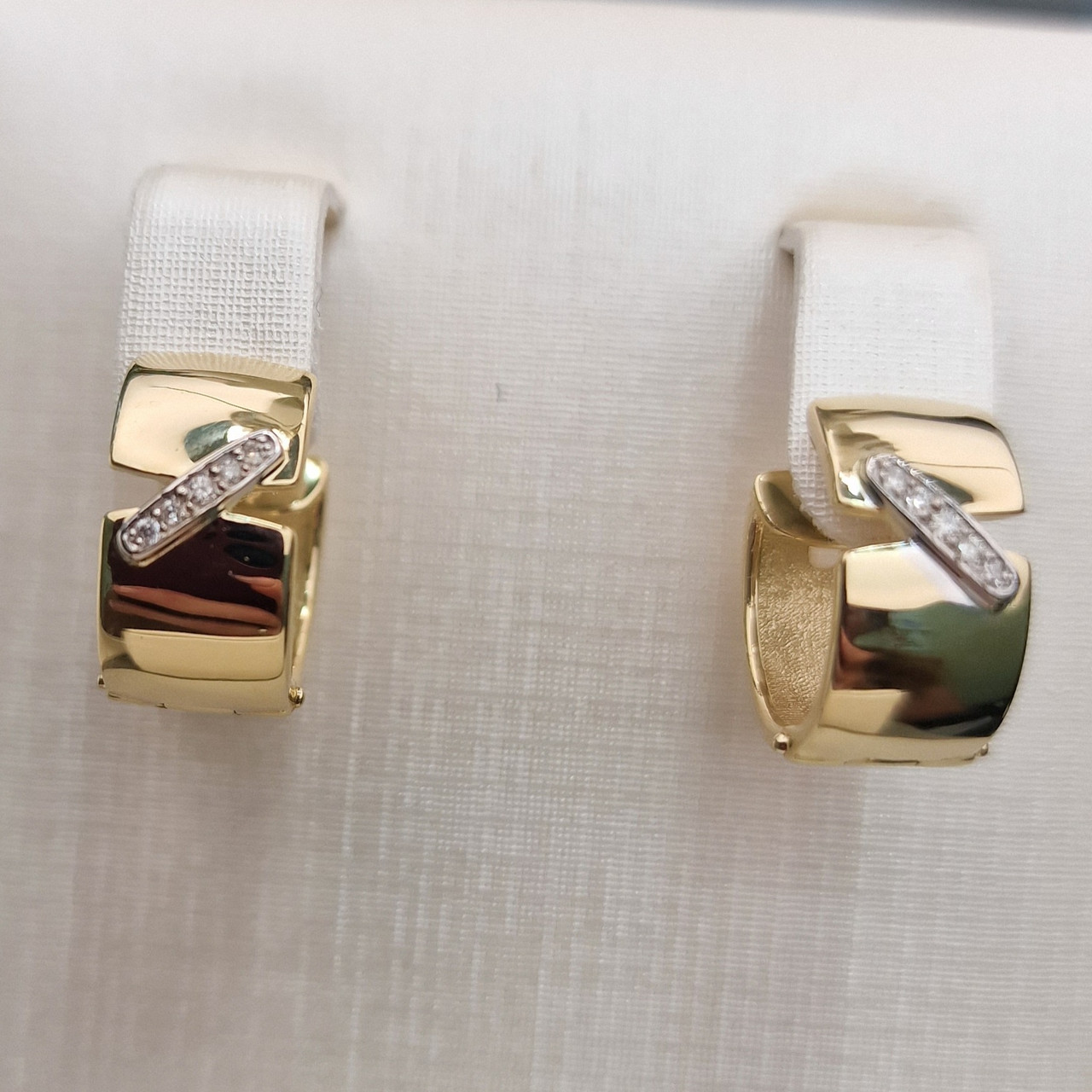 Золотые серьги с бриллиантами 0.048Ct VS1/G, VG-Cut