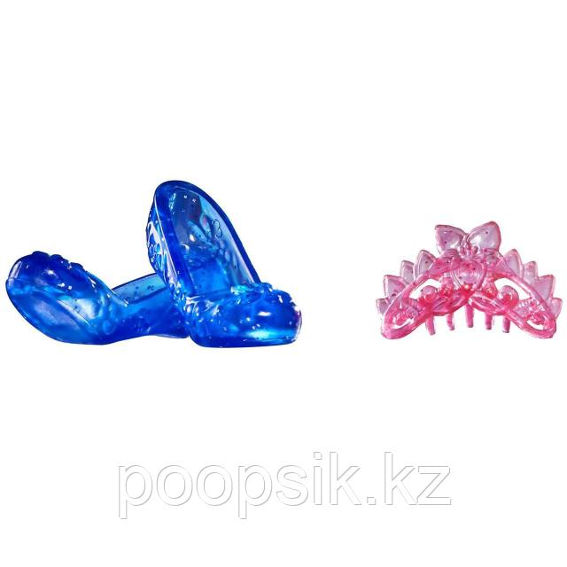 Полякованың жалаңаш кеудесі