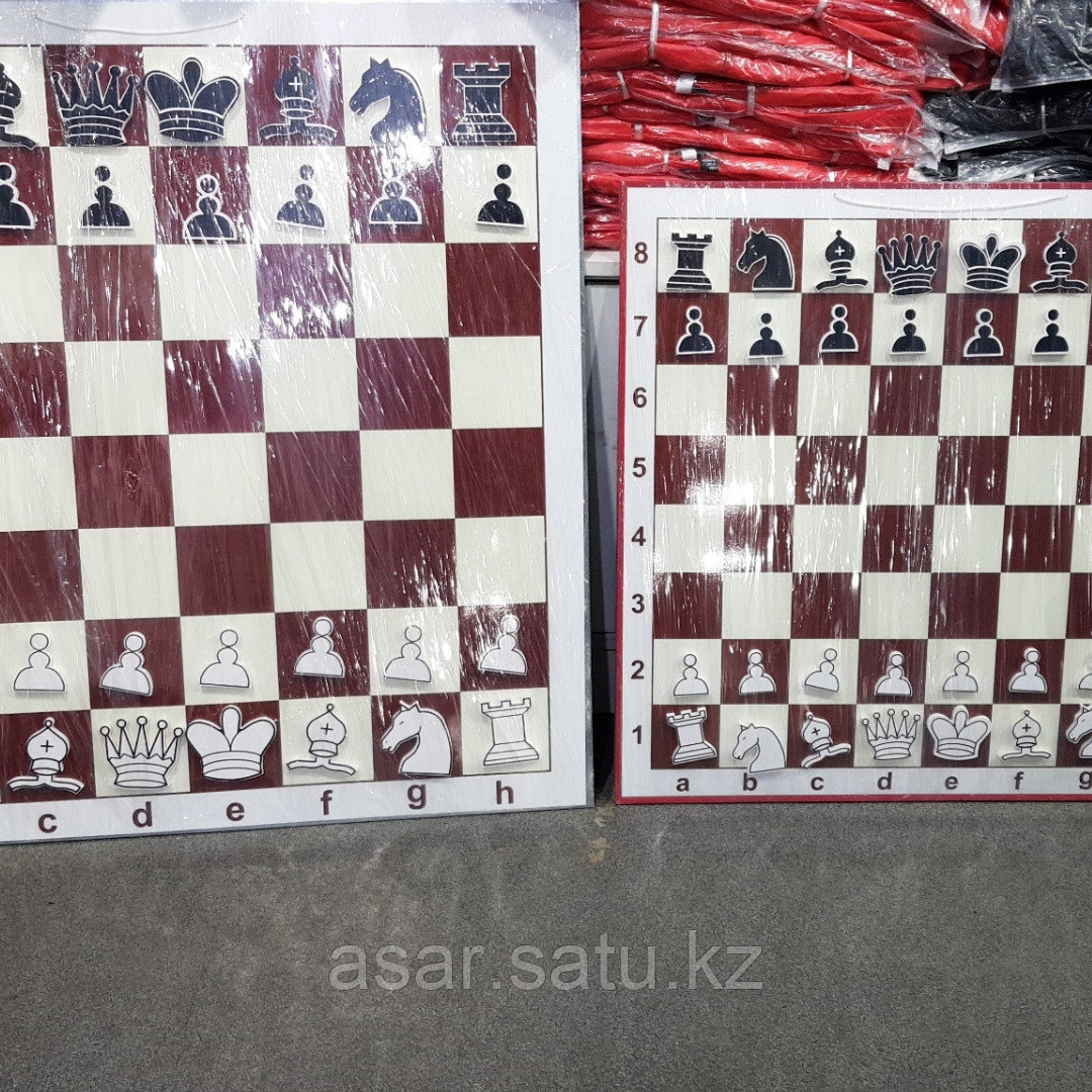 Шахматная доска 90×90 см