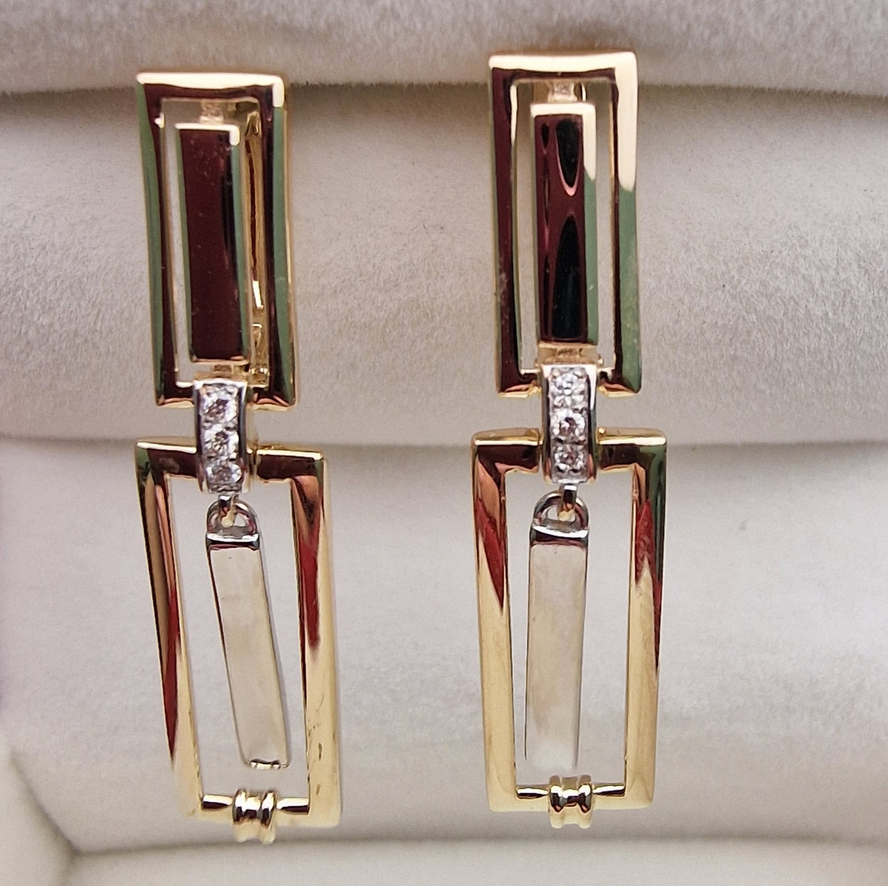 Золотые серьги с бриллиантами 0.06Ct VS2/G, VG-Cut
