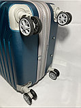 Средний пластиковый дорожный чемодан на 4-х колёсах "Fashion" . Высота 66 см, ширина 42 см, глубина, фото 4