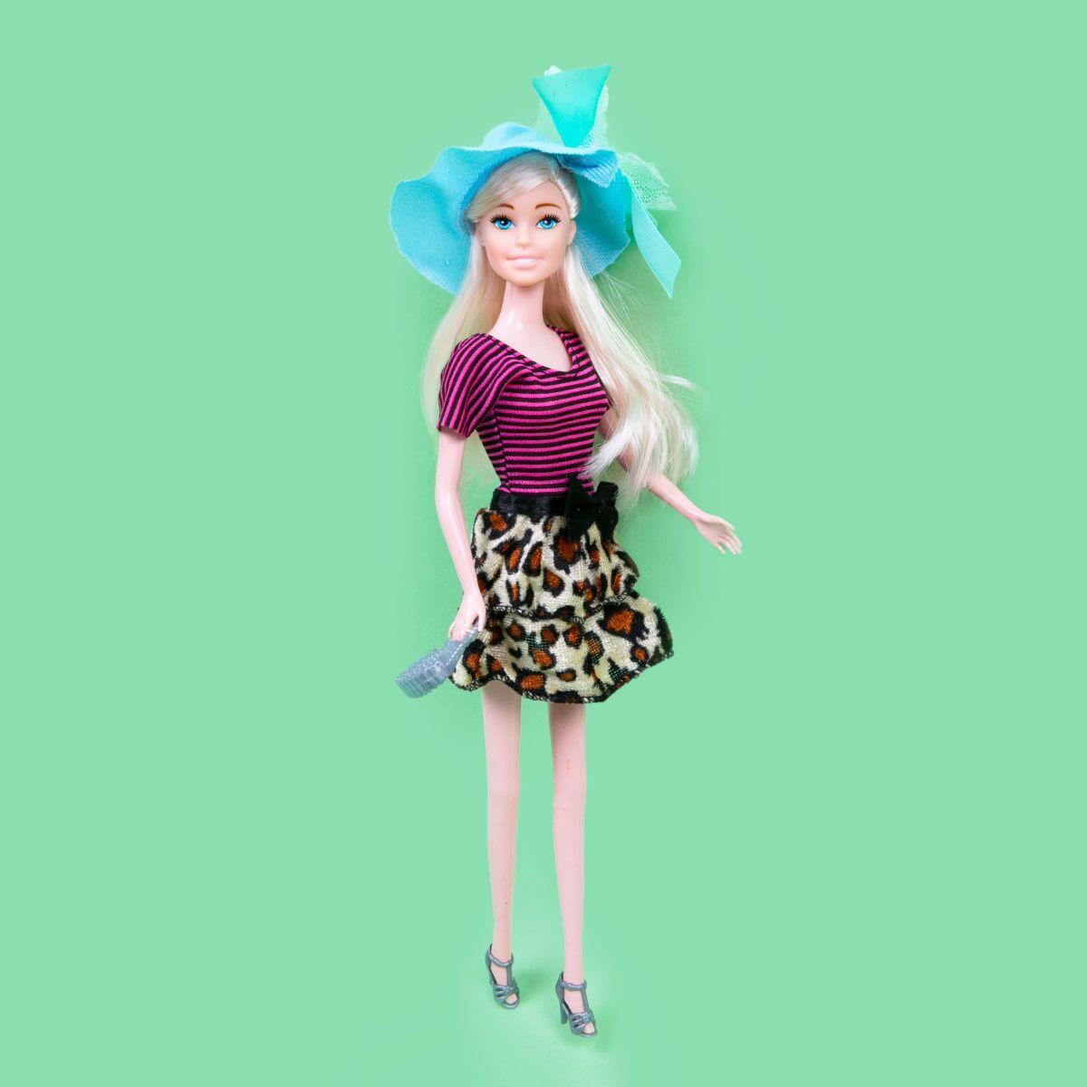 Sariel: Кукла с дополнительным нарядом и аксессуарами, в цветной юбке
