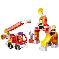 Bauer: "Fireman" набор  пожарная машина и тренировочная площадка