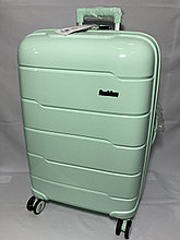 Средний пластиковый дорожный чемодан на 4-х колёсах "Fashion" (Высота 65 см, ширина 42 см, глубина 27 см.