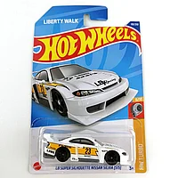 Hot Wheels Модель LB Super Silhouette Nissan Silvia S15, белый